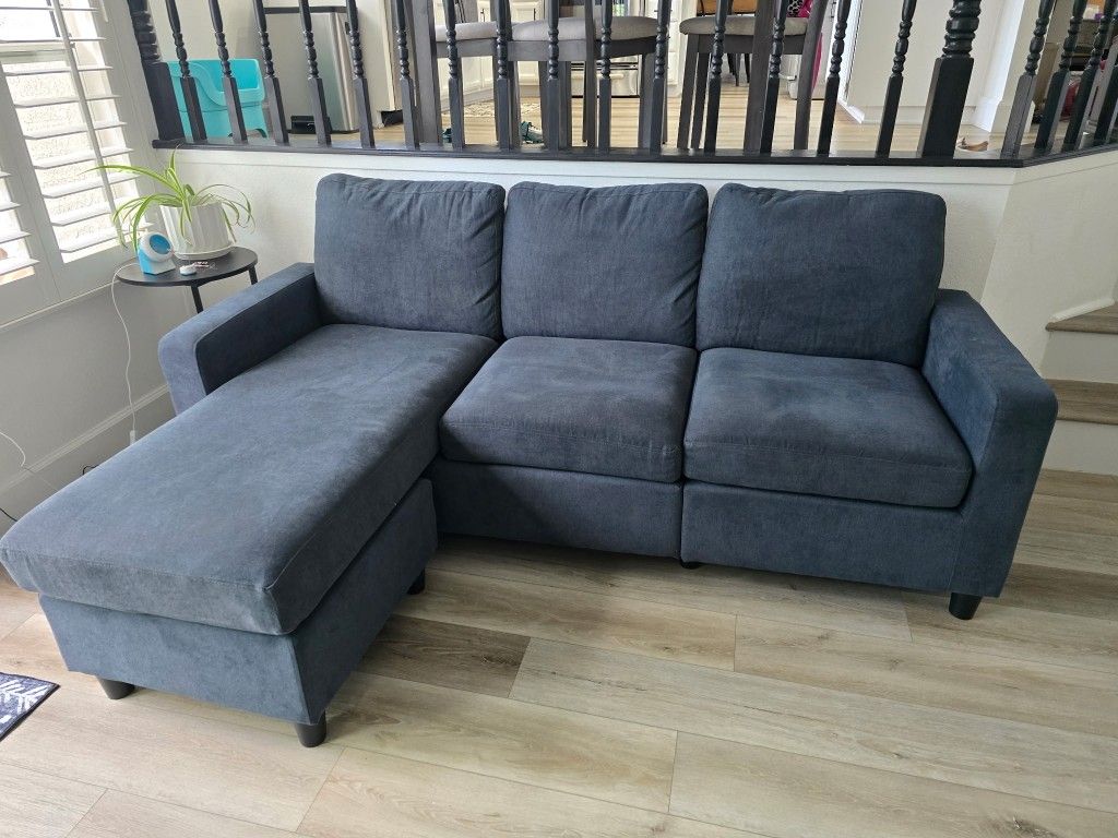 L-Shaped Sofa Sectional with Lounge/Ottoman