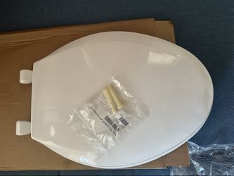 White Elongated Toilet Seat - New