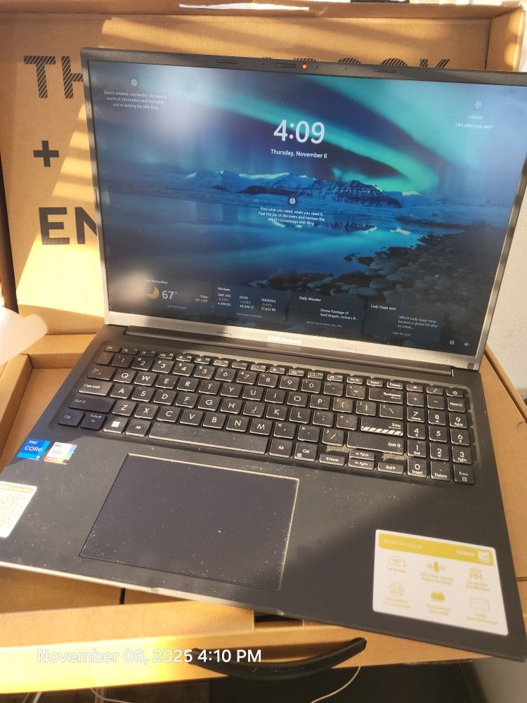 Asus Vivobook 16