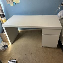 Desk (free)