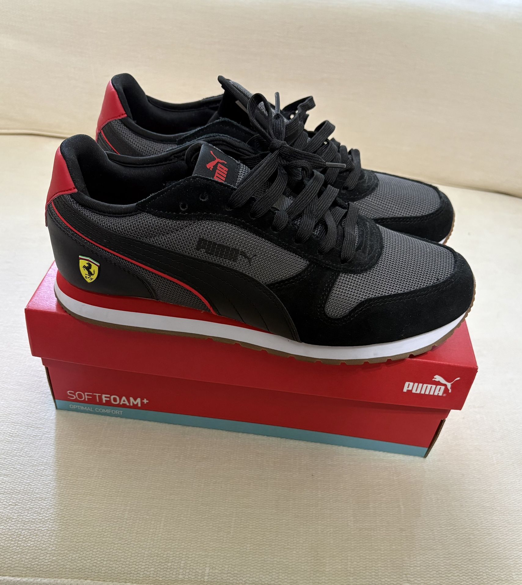 Puma Ferrari Authentic New Size US 8.5 Men