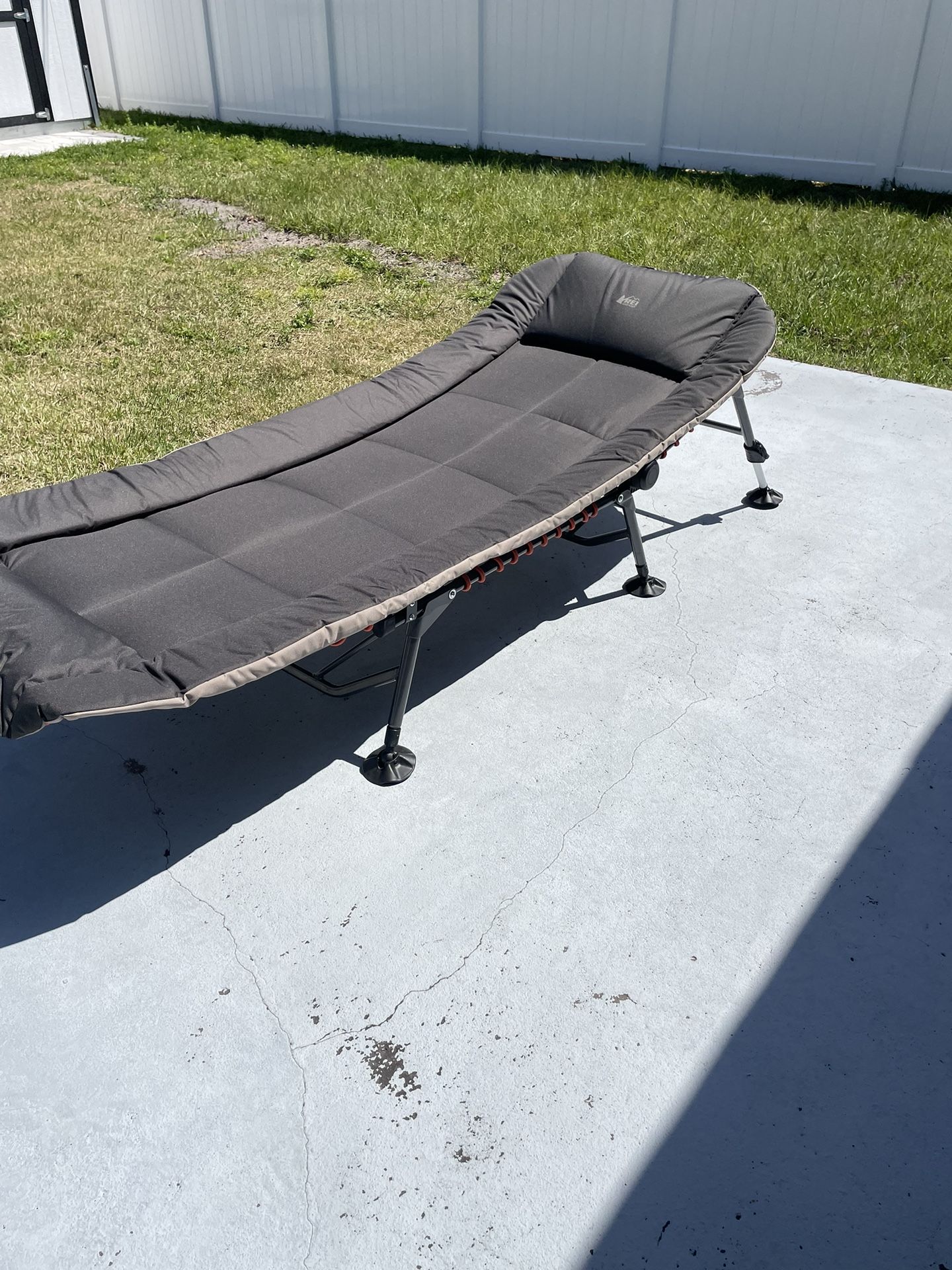 REI Camping Cots for Sale in Tampa, FL OfferUp