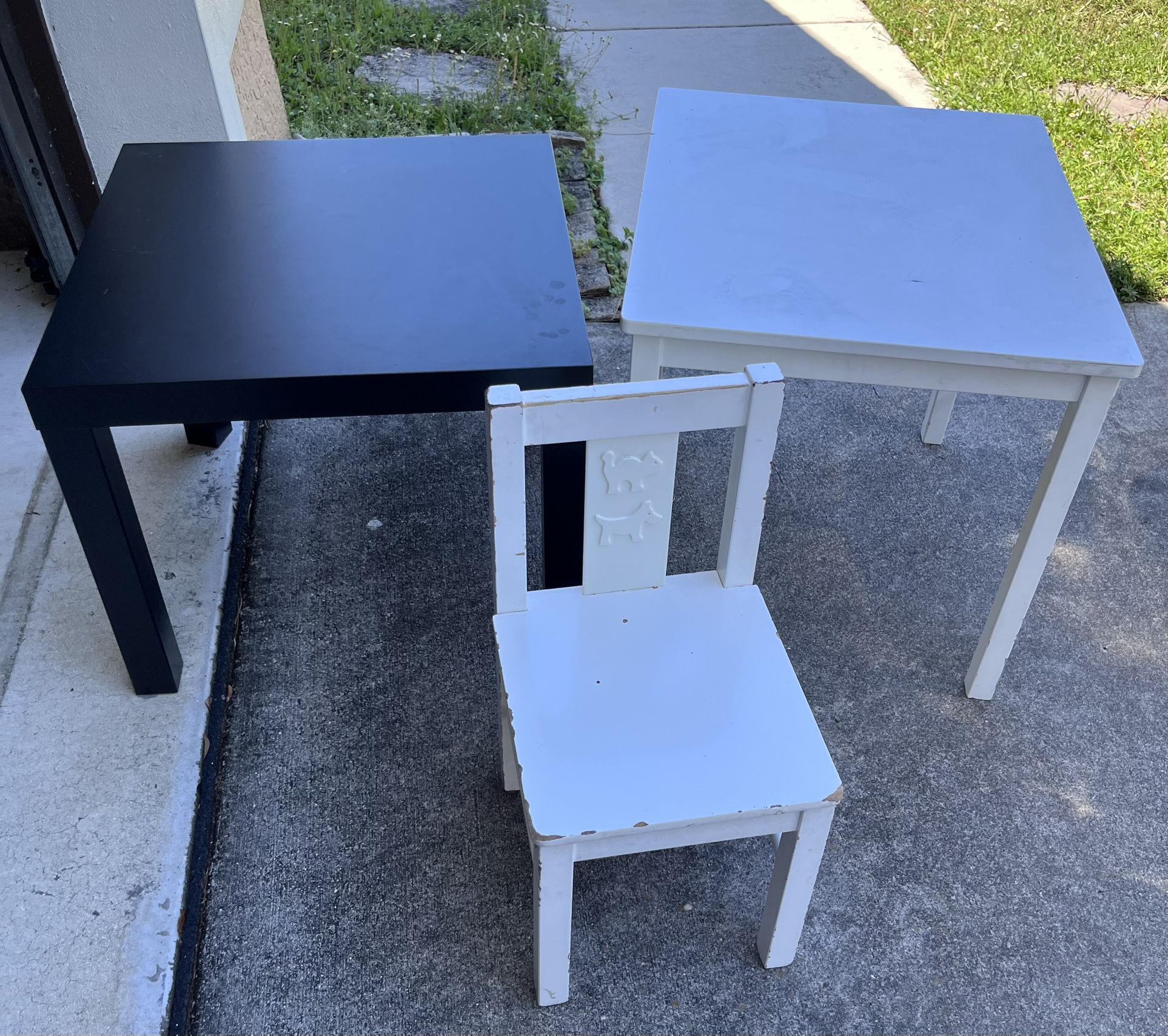 $20 for two small tables and kids chair
