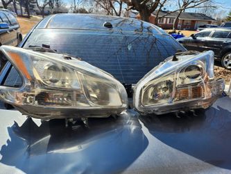 7th gen Nissan Maxima Headlights