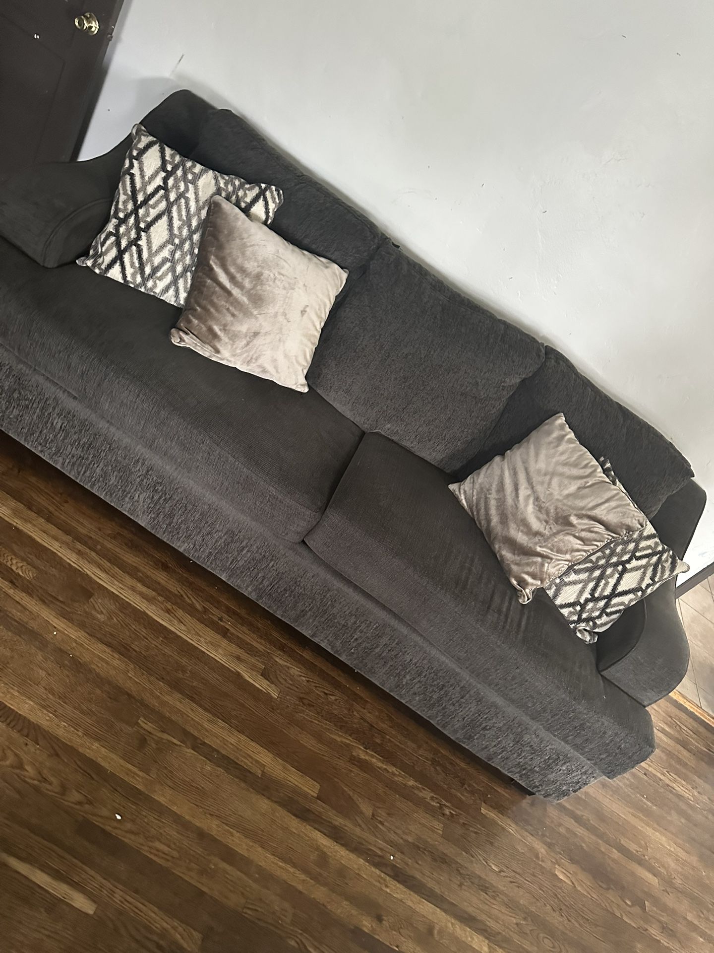 Matching Couches With Pull out Bed