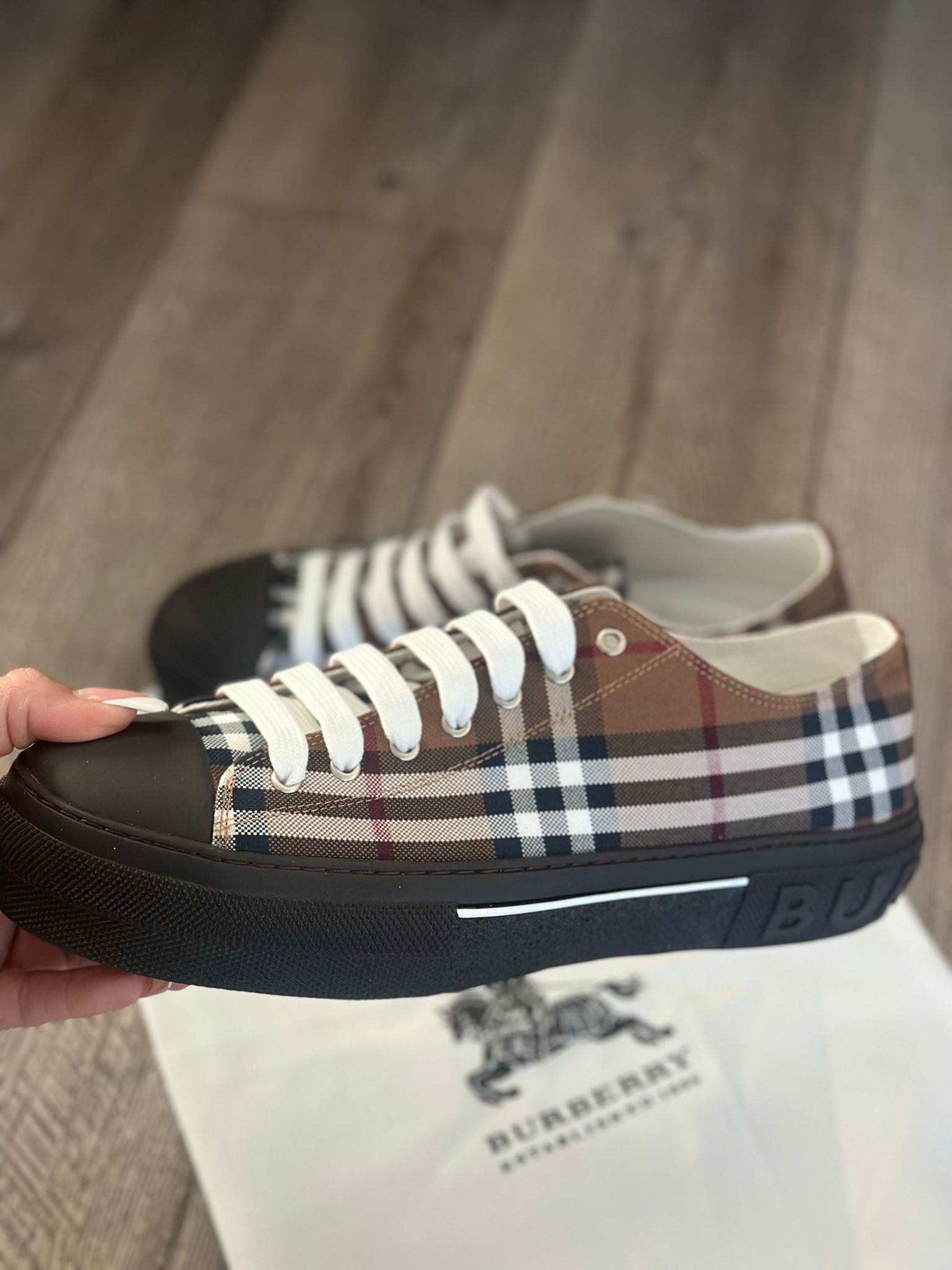 New Men’s Burberry Shoes 