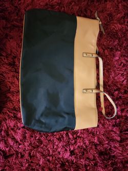 TUTILO NY Large handbag Color Block Tote  Tan & Black  Fits Most Laptops EUC