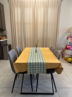 Glass dining table set  for 4
