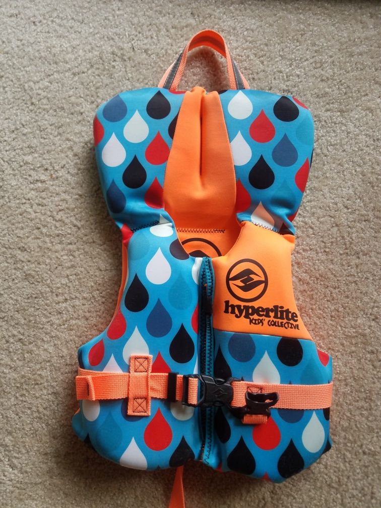 Hyperlite life vest infants