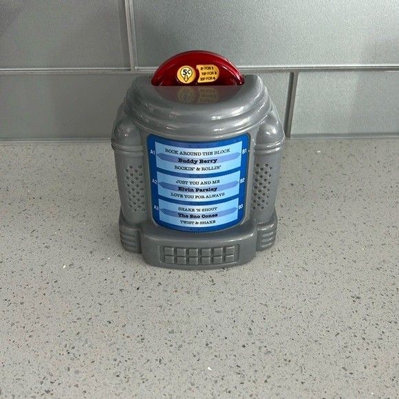 Step  2 Jubebox for diner
