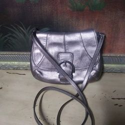 Small COACH FIRM Dark gold color