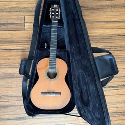 Alhambra 5P Classical Spanish Guitar w Case