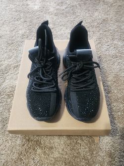 Steve Madden Black Sneakers