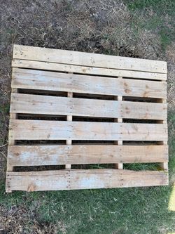 Wooden Shipping Pallet