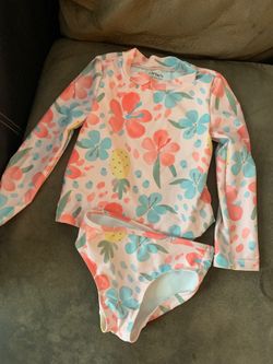 Toddler swimsuits gently used