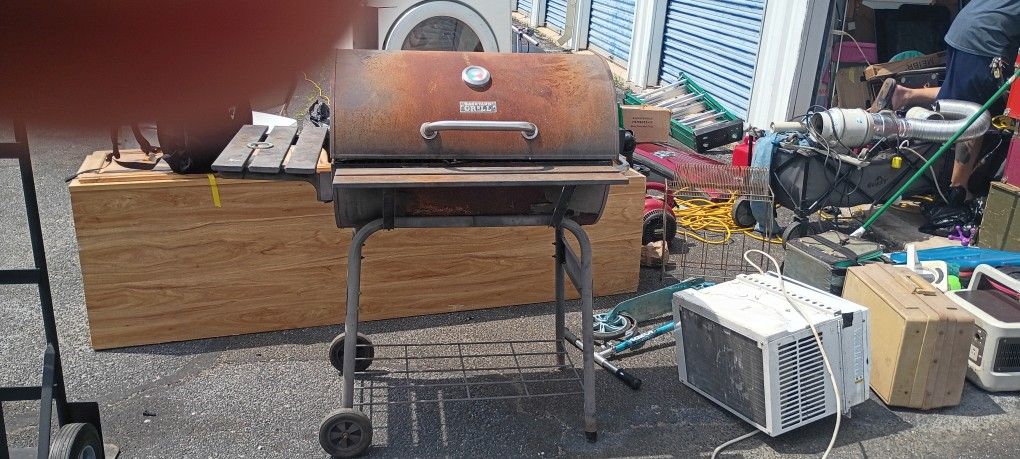 Nice Charcoal Grill And Smoker