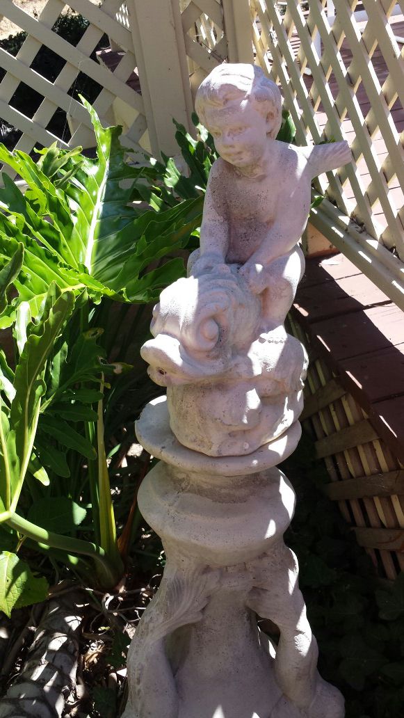 Garden art Statue