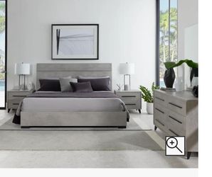 King Bed Room Set And Matress
