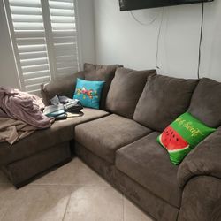 Sofa For Sale ! Pick Up Only
