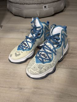 Nike LeBron XIX Space Jam Sneaker