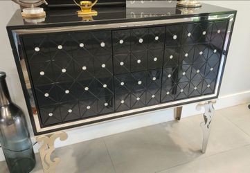 Side bar with wine holder inside