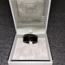 Beautiful Lalique Sterling Silver Ring with Round Cabochon – Discontinued Style
