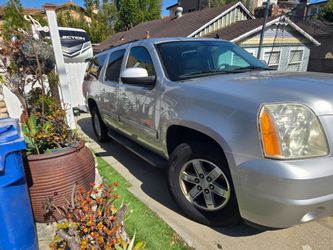 2014 GMC YUKON XL 176,000 miles
