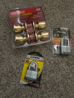 Brand new locks to lock in! 20$ for whole set