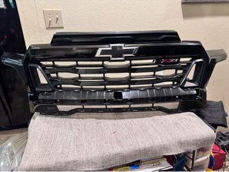 2023 to 2025 CHEVY COLORADO Z71 GRILL