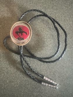 Vintage Western Cowboy Bolo Tie – Horse & Rider – Bennett Clasp