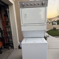 Stackable Wacher And Dryer 