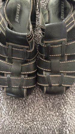 Ferrato Black Leather Strappy Sandals