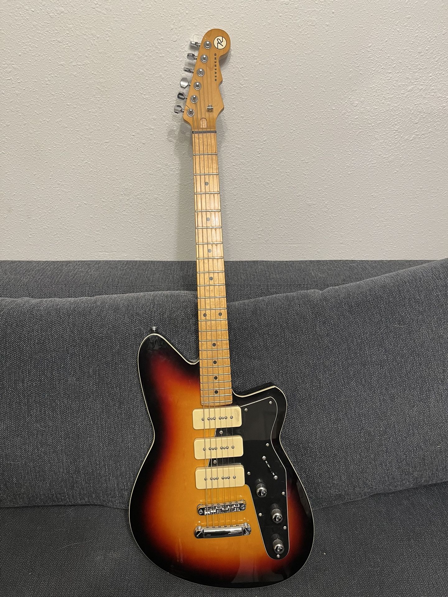Reverend Jetstream 390 Sunburst Electric Guitar