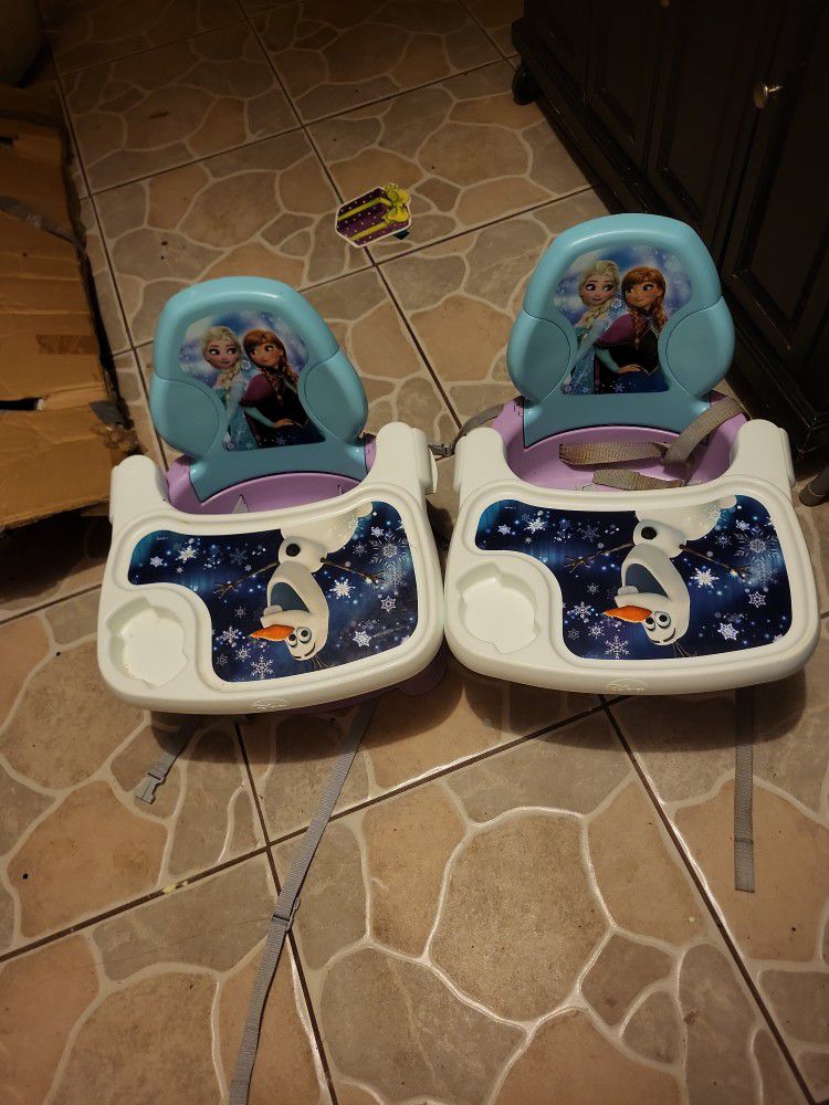 2 Disney Frozen Booster Seat