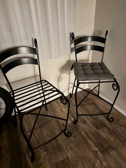Set of 2 Authentic Pier 1 Imports Wrought Iron Bar Stools – Exceptional Quality – $180