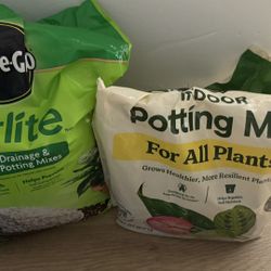 Potting Mix And Perlite 