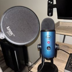 Logitech Midnight blue Yeti Microphone