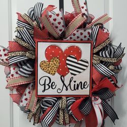 Be Mine Valentines Day Wreath | Vday Wreath 
