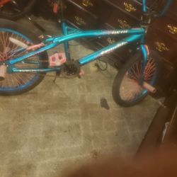 Girls 20" Freestyle Bike