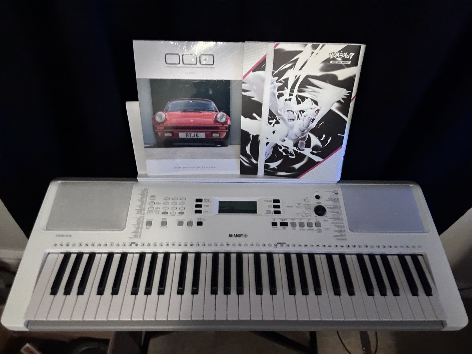 Yamaha EZ-300 Piano Keyboard