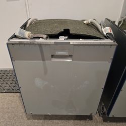 Gaggenau 200 Series 24" Built-In Dishwasher