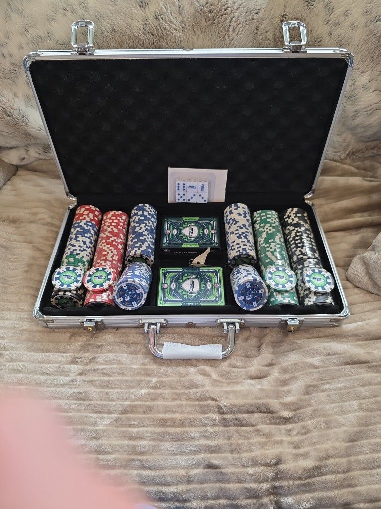 Seahawks Poker Set