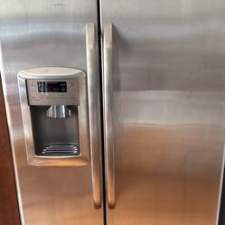 GE Stainless Steel Side-by-Side Refrigerator