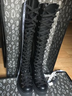 Black Knee-High Lace-Up Platform Boots