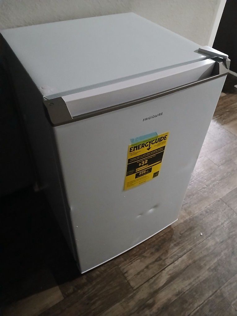 Mini Fridge