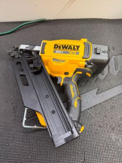 Dewalt  30 G