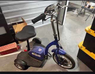 E*Wheels Electric Bike Trike Scooter