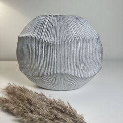 Shiny Silver Vase Stripes 9”