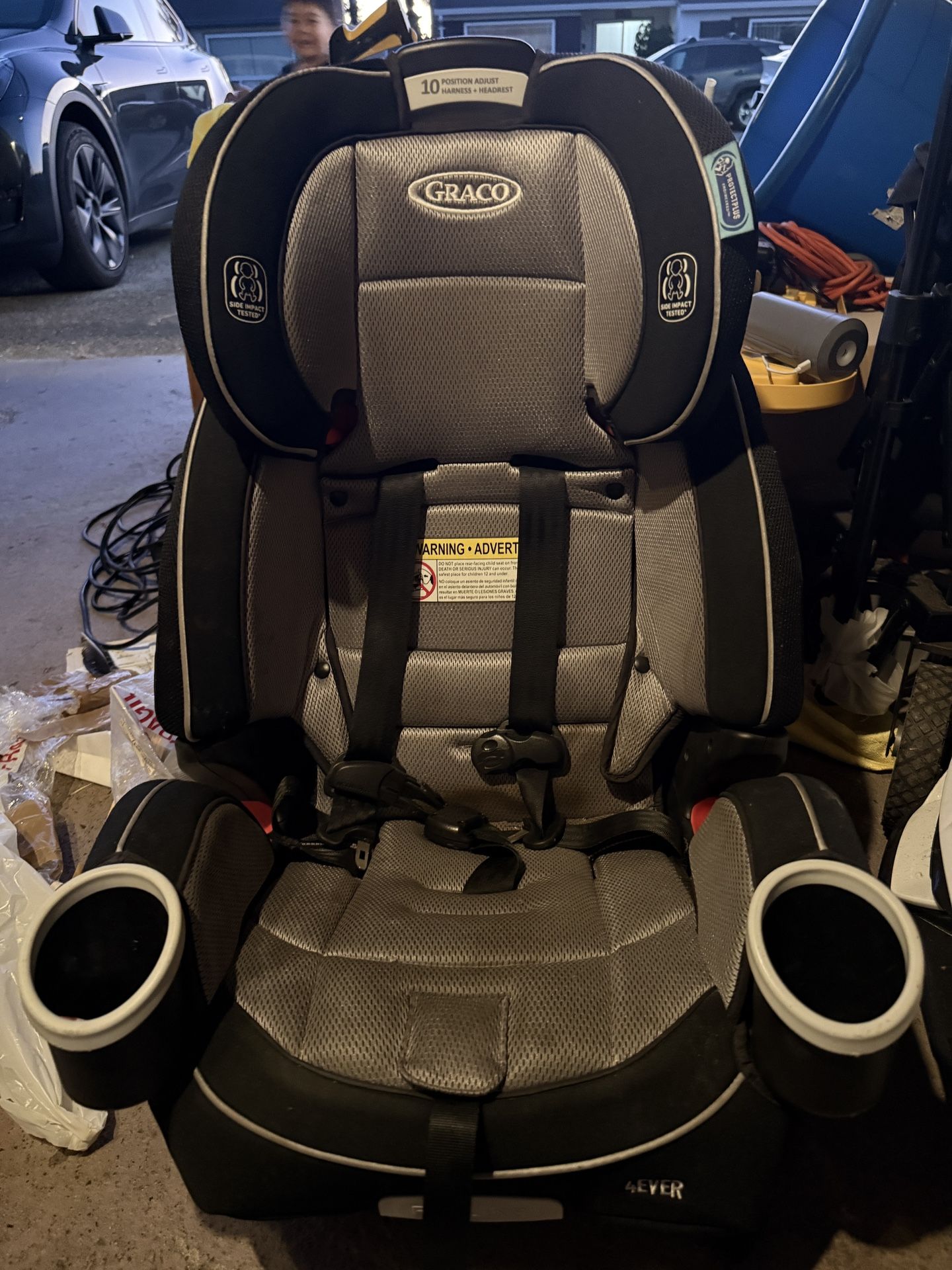 Graco Extend2Fit Convertible Baby Car Seat, Rear and Forward Facing, Adjustable Extension Panel for Extra Legroom, Gotham