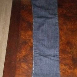 LADIES TRUE RELIGION JEANS SIZE 26